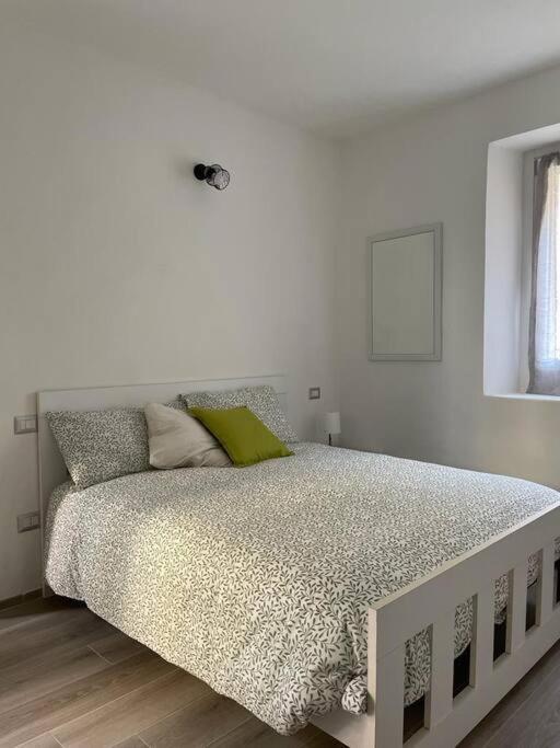 Appartamento Il Giardino Nascosto Omegna Esterno foto
